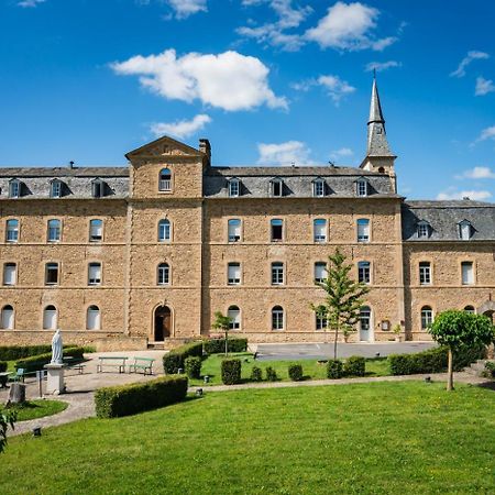 Hotel Accueil Du Couvent De Malet Saint-Côme-dʼOlt Exterior foto